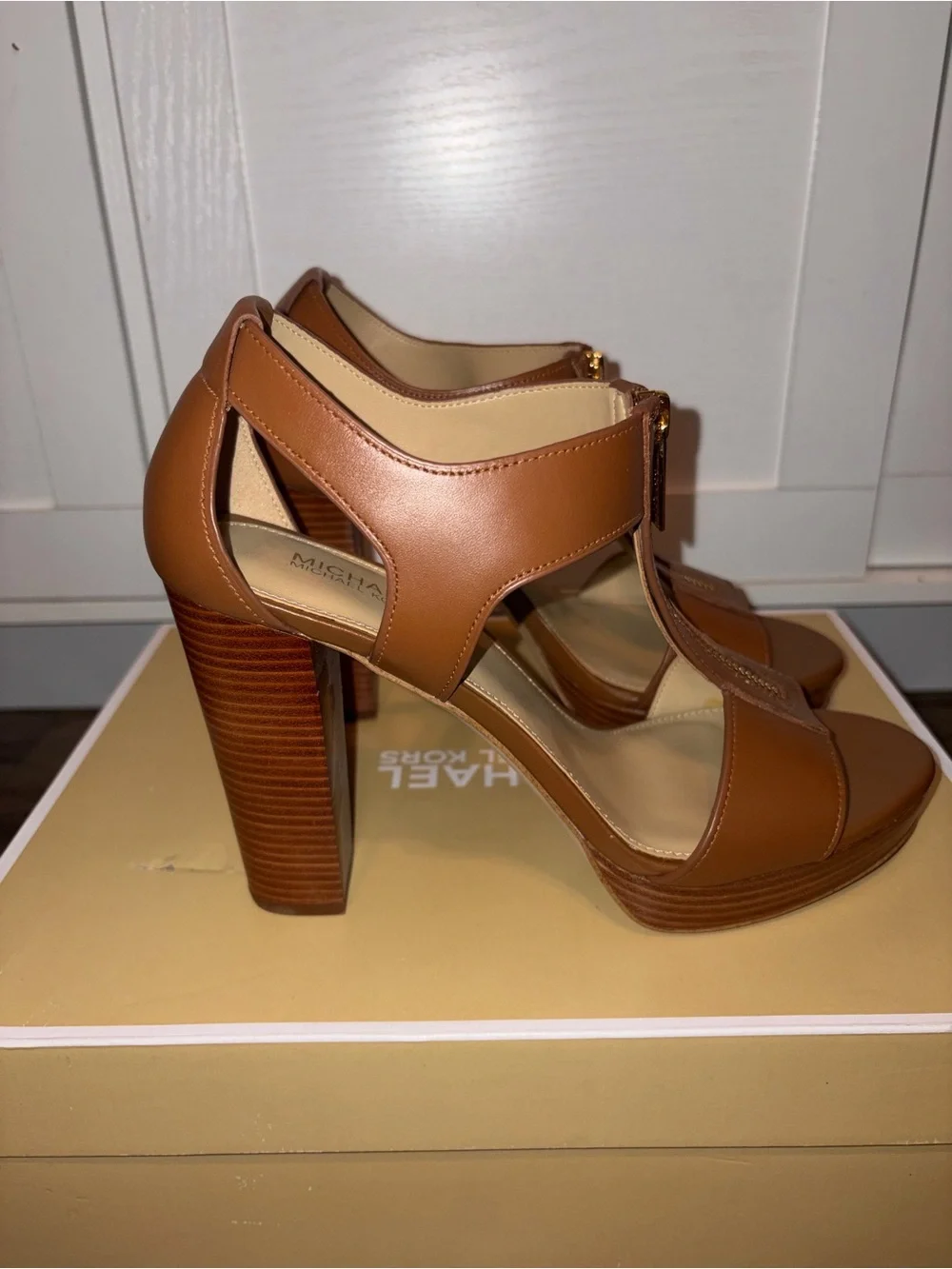 Michael Kors Tan Leather Platform T-Strap Sandals with Gold Zip